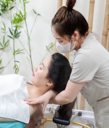 Massage Body Thư Giãn – Nghệ Thuật Chạm Làm Dịu Căng Thẳng Tại Bắp Beauty Spa
